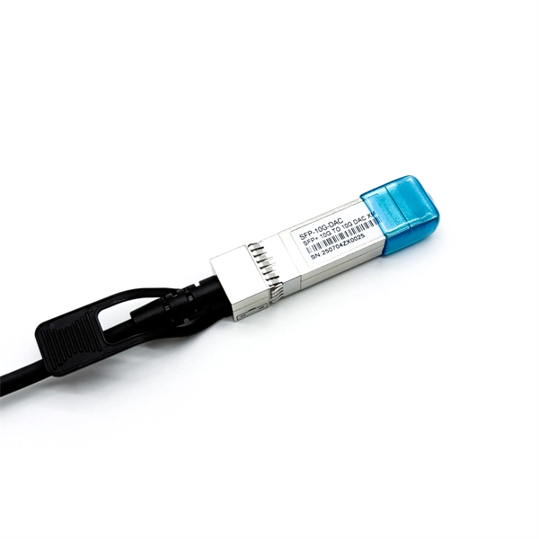 Monitoring network connected to aggregation layer switch