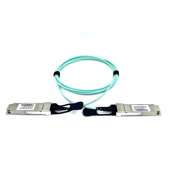 Access network optical module emits light